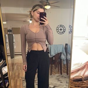 Women's Long Sleeve Crop Top - Taupe